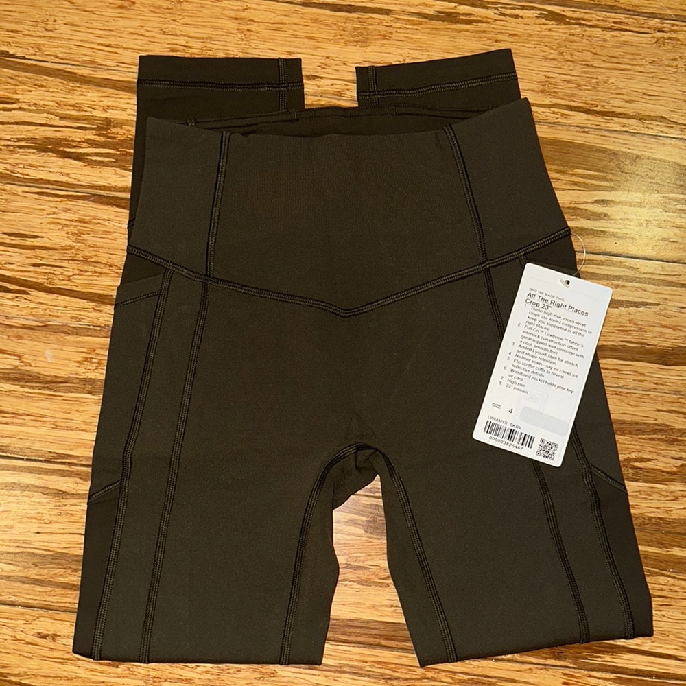Lululemon All The Right Places Dark Olive Size 4 23 inch New with tags
